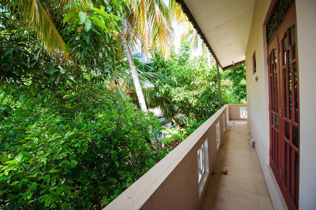 Dream Villa Mirissa Exterior photo
