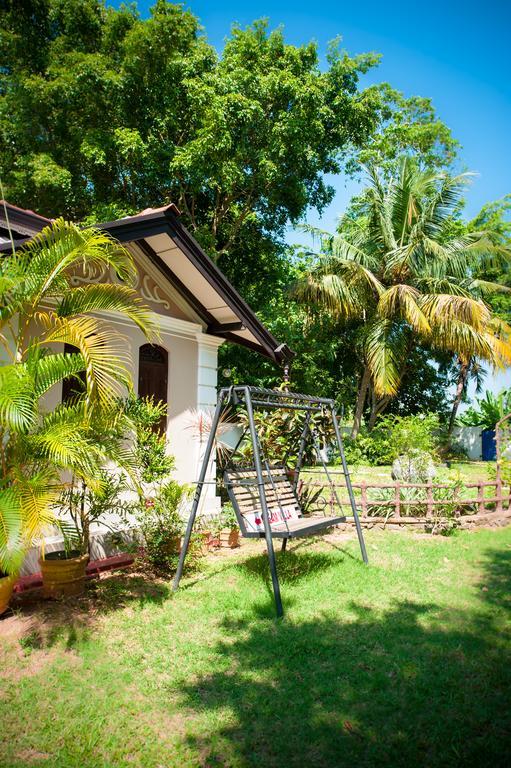 Dream Villa Mirissa Exterior photo